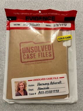 Unsolved Case Files Evidence Kit - Brown & Red Case Folder
